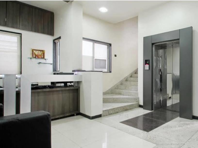 Hotel Treebo Trend Royal Kourt Aurangabad Esterno foto