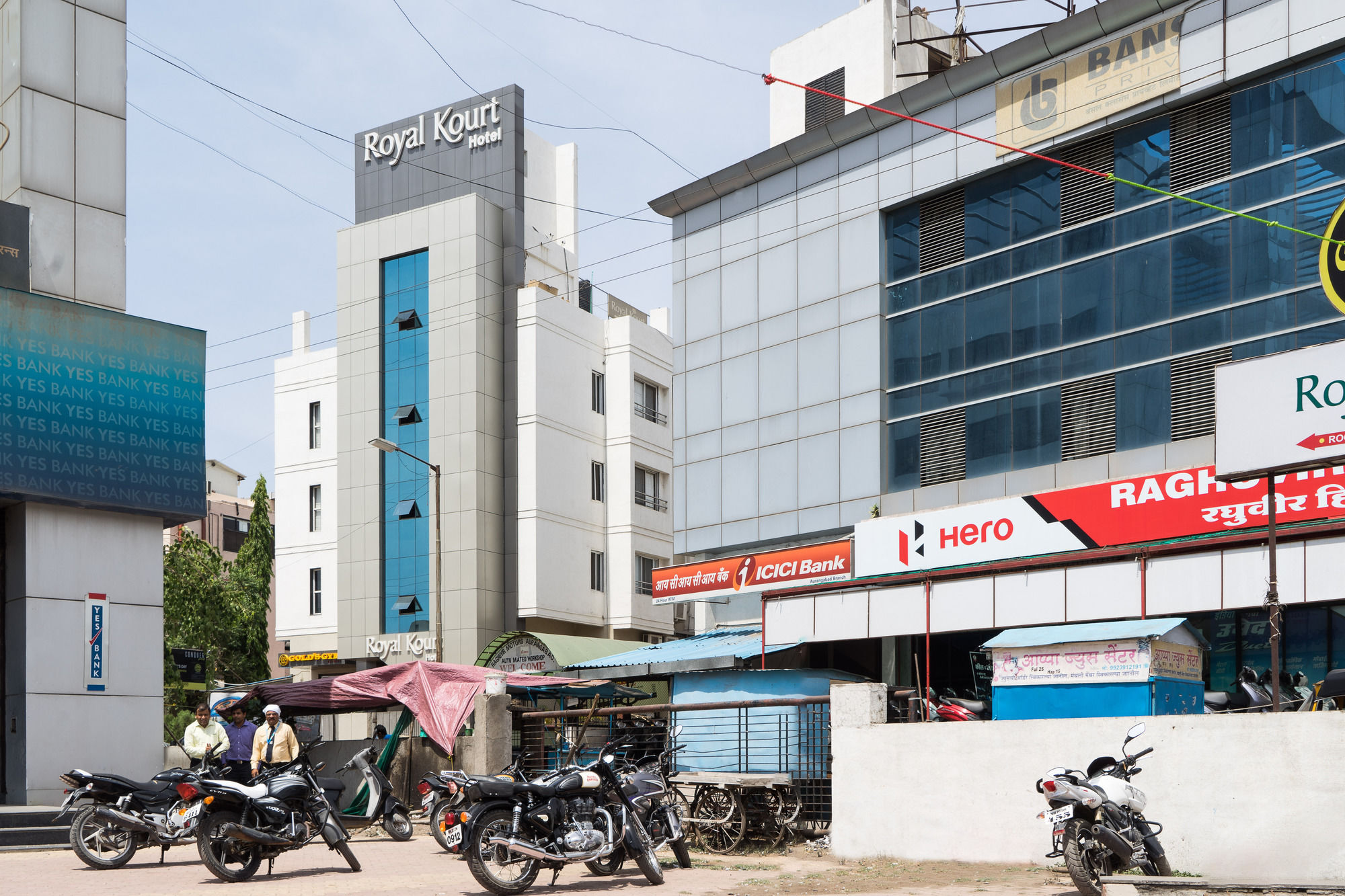 Hotel Treebo Trend Royal Kourt Aurangabad Esterno foto
